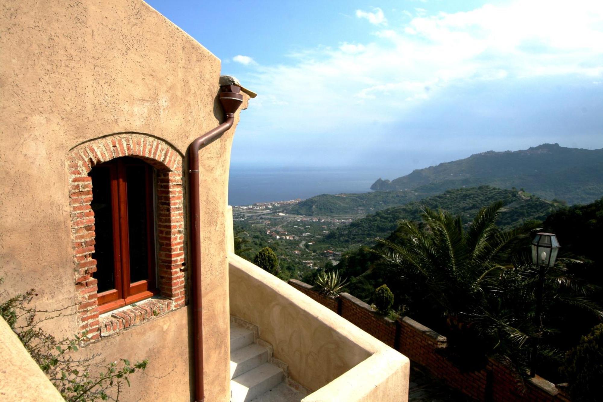 Resort Borgo San Rocco Savoca Eksteriør bilde